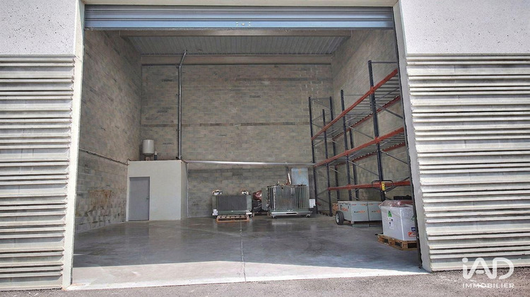 Ma-Cabane - Location Local commercial Signes, 126 m²