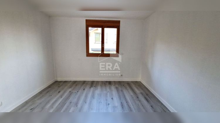 Ma-Cabane - Location Local commercial SILLINGY, 83 m²