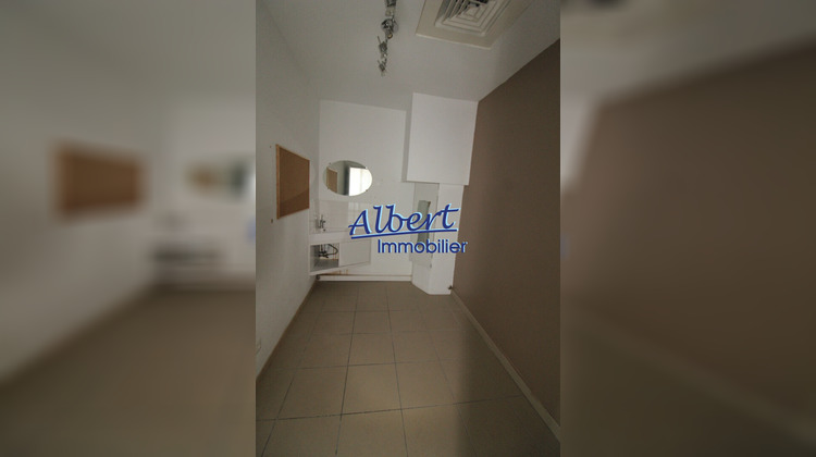 Ma-Cabane - Location Local commercial SIX-FOURS-LES-PLAGES, 36 m²