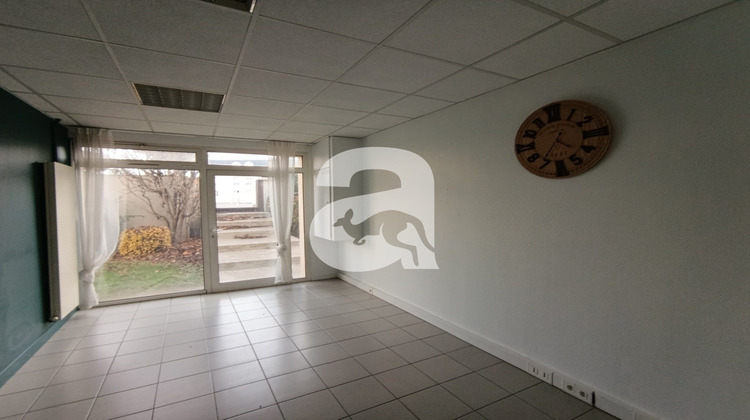 Ma-Cabane - Location Local commercial Soissons, 109 m²