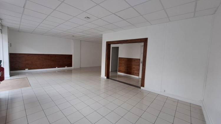 Ma-Cabane - Location Local commercial SOISSONS, 61 m²