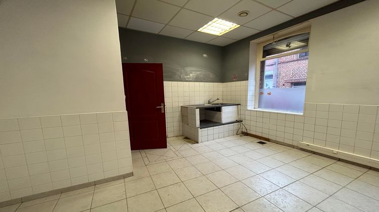 Ma-Cabane - Location Local commercial Solesmes, 40 m²