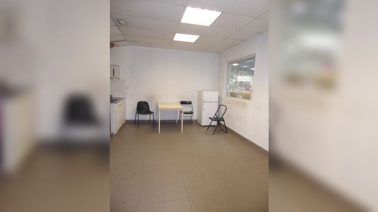 Ma-Cabane - Location Local commercial SORBIERS, 2079 m²