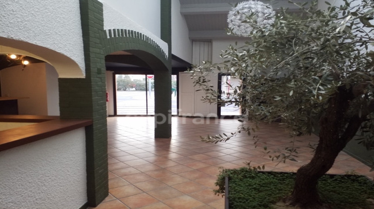 Ma-Cabane - Location Local commercial SOREDE, 121 m²