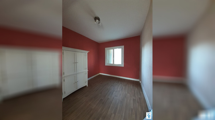 Ma-Cabane - Location Local commercial SOTTEVILLE-LES-ROUEN, 53 m²