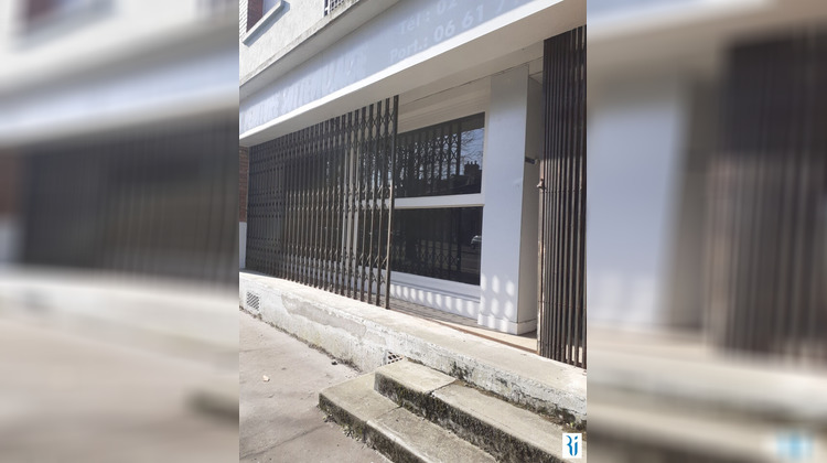 Ma-Cabane - Location Local commercial SOTTEVILLE-LES-ROUEN, 53 m²