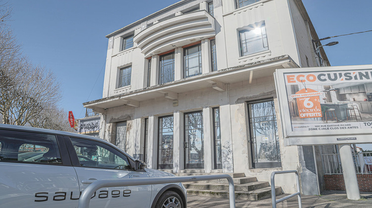 Ma-Cabane - Location Local commercial SOTTEVILLE-LES-ROUEN, 212 m²