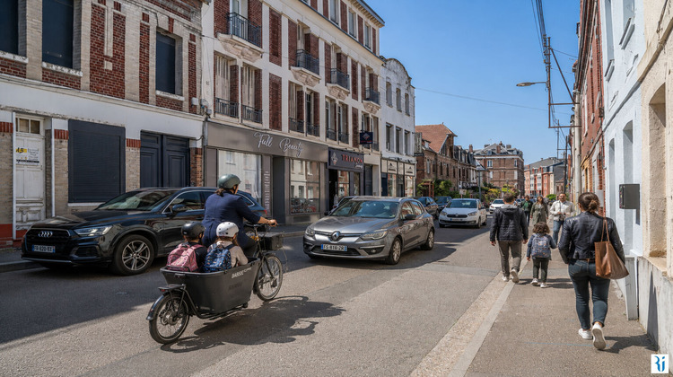Ma-Cabane - Location Local commercial SOTTEVILLE-LES-ROUEN, 60 m²