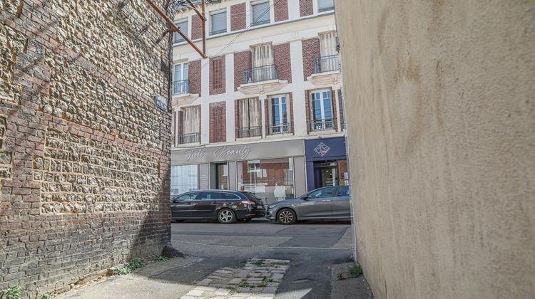Ma-Cabane - Location Local commercial SOTTEVILLE-LES-ROUEN, 60 m²