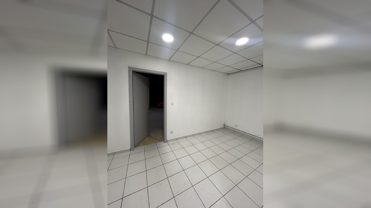 Ma-Cabane - Location Local commercial Souffelweyersheim, 215 m²