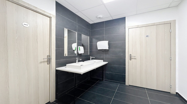 Ma-Cabane - Location Local commercial Strasbourg, 86 m²