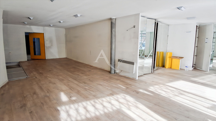 Ma-Cabane - Location Local commercial SURESNES, 45 m²