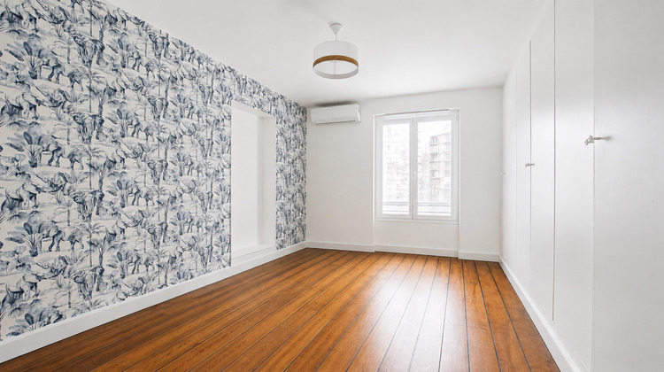 Ma-Cabane - Location Local commercial SURESNES, 290 m²