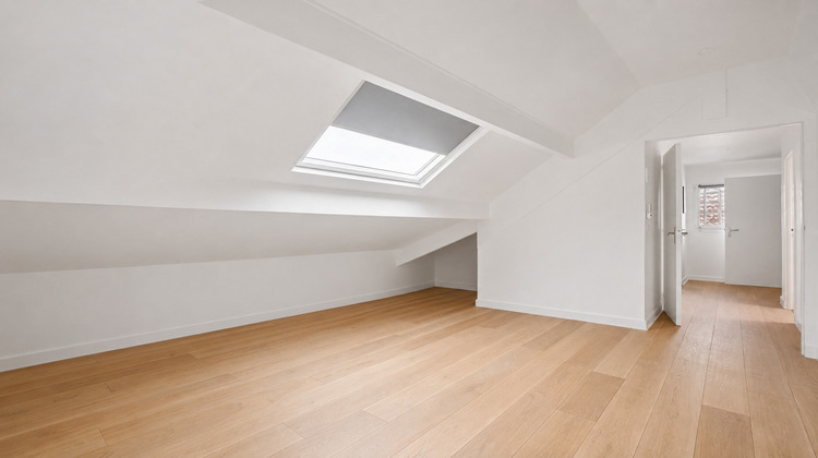 Ma-Cabane - Location Local commercial SURESNES, 290 m²