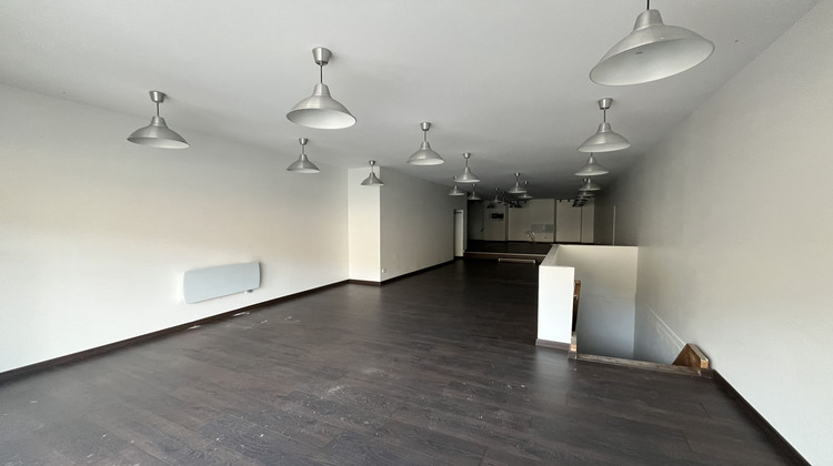 Ma-Cabane - Location Local commercial TARASCON SUR ARIEGE, 71 m²