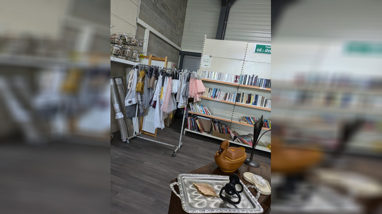 Ma-Cabane - Location Local commercial TENCIN, 100 m²