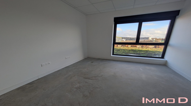 Ma-Cabane - Location Local commercial Thaon-les-Vosges, 267 m²