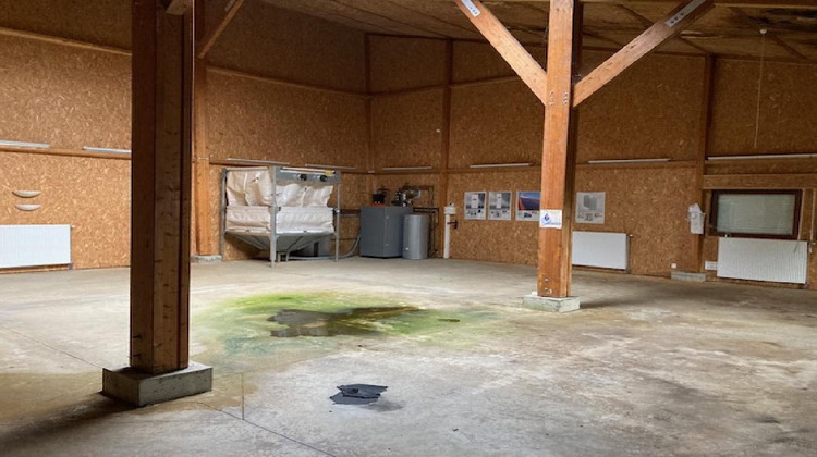 Ma-Cabane - Location Local commercial THIRON GARDAIS, 600 m²