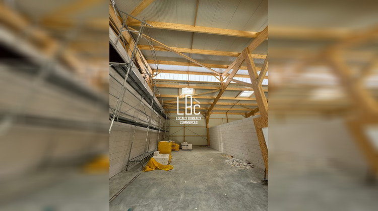 Ma-Cabane - Location Local commercial Thouaré-sur-Loire, 169 m²