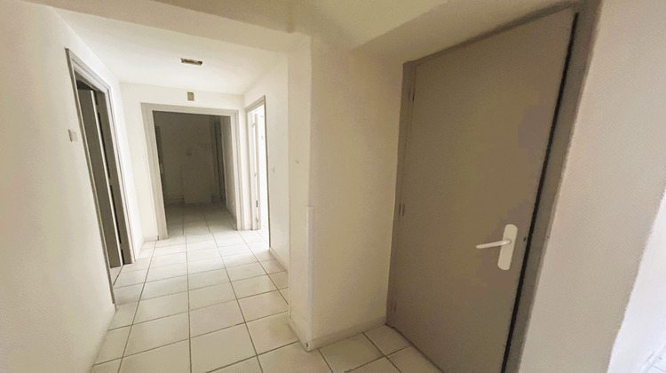 Ma-Cabane - Location Local commercial Thuir, 42 m²