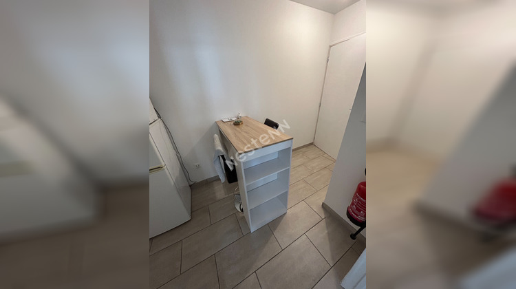 Ma-Cabane - Location Local commercial TINQUEUX, 45 m²