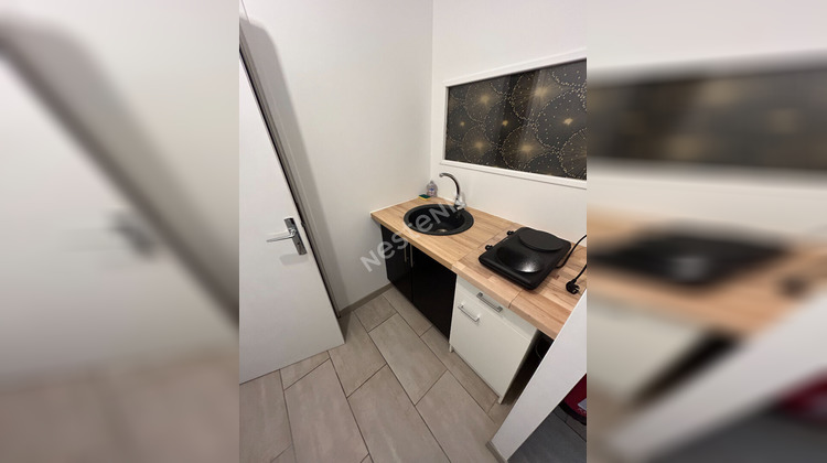 Ma-Cabane - Location Local commercial TINQUEUX, 45 m²