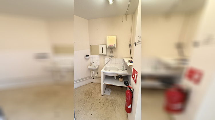 Ma-Cabane - Location Local commercial TOMBLAINE, 150 m²