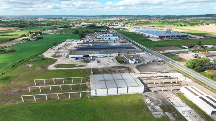 Ma-Cabane - Location Local commercial Tonneins, 5100 m²