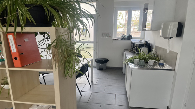 Ma-Cabane - Location Local commercial Toulenne, 80 m²