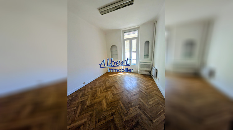 Ma-Cabane - Location Local commercial TOULON, 160 m²