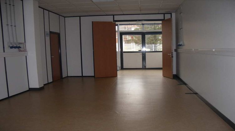 Ma-Cabane - Location Local commercial TOULOUSE, 161 m²