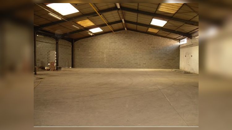 Ma-Cabane - Location Local commercial TOULOUSE, 1200 m²