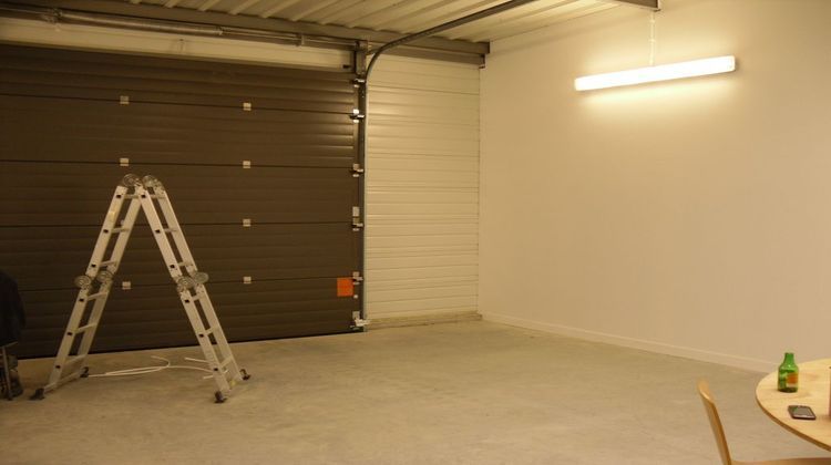 Ma-Cabane - Location Local commercial TOULOUSE, 100 m²