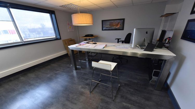 Ma-Cabane - Location Local commercial TOULOUSE, 572 m²