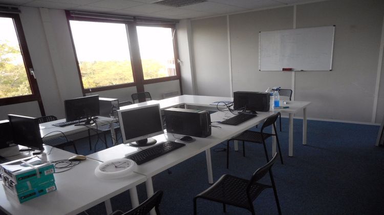 Ma-Cabane - Location Local commercial TOULOUSE, 277 m²