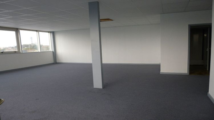 Ma-Cabane - Location Local commercial TOULOUSE, 200 m²