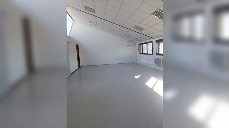 Ma-Cabane - Location Local commercial TOULOUSE, 183 m²