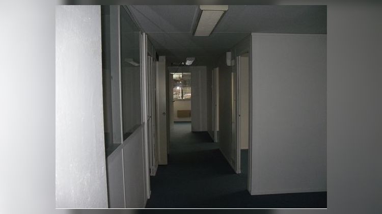 Ma-Cabane - Location Local commercial TOULOUSE, 216 m²