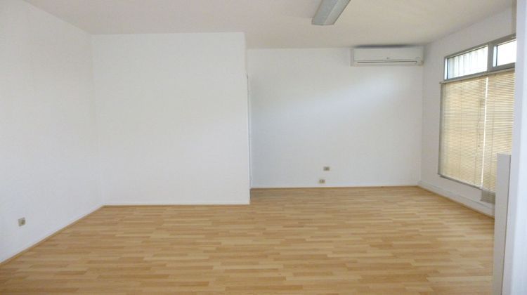 Ma-Cabane - Location Local commercial TOULOUSE, 98 m²