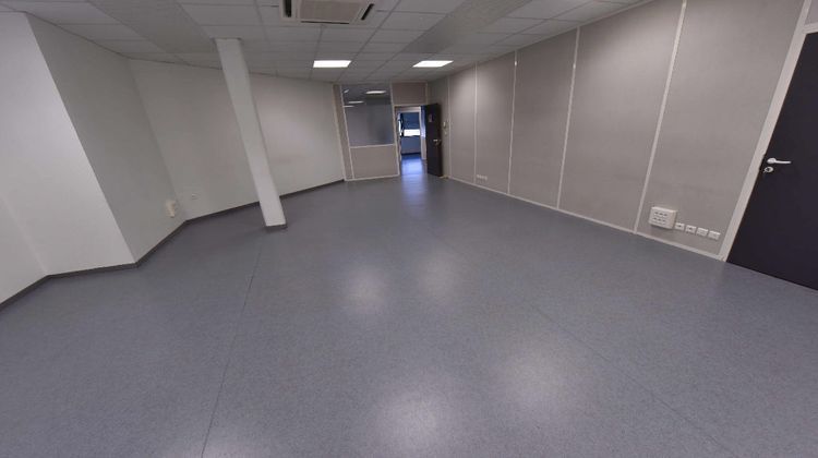 Ma-Cabane - Location Local commercial TOULOUSE, 609 m²