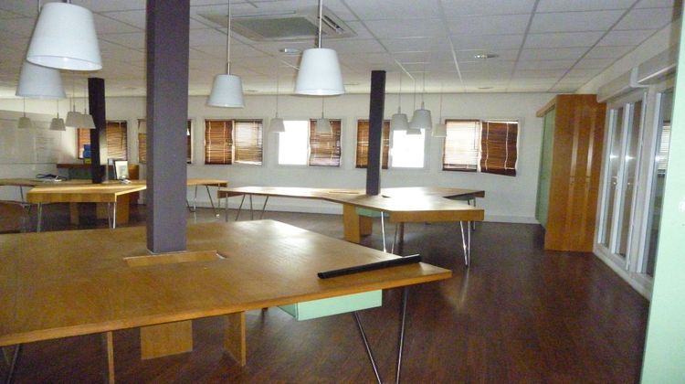 Ma-Cabane - Location Local commercial TOULOUSE, 281 m²