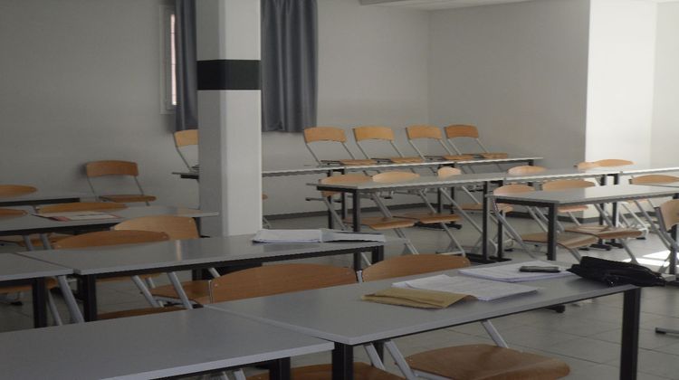 Ma-Cabane - Location Local commercial TOULOUSE, 162 m²