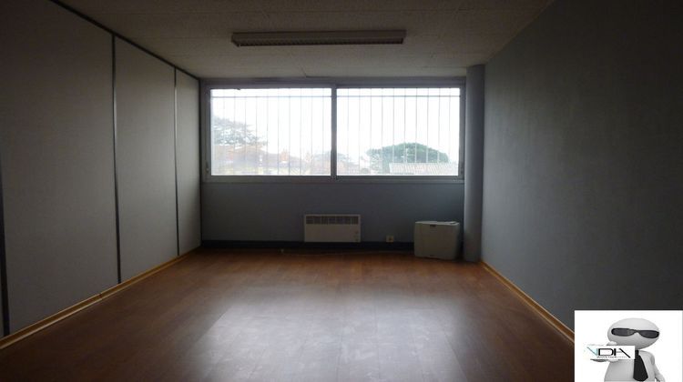 Ma-Cabane - Location Local commercial TOULOUSE, 63 m²