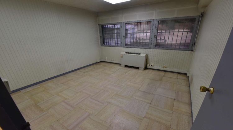 Ma-Cabane - Location Local commercial TOULOUSE, 210 m²