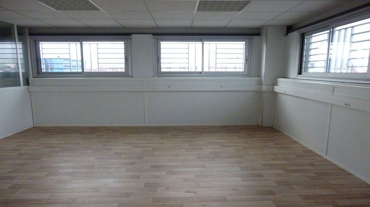 Ma-Cabane - Location Local commercial TOURNEFEUILLE, 275 m²