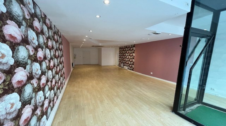 Ma-Cabane - Location Local commercial Tournon-sur-Rhône, 46 m²