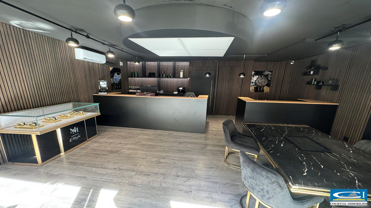 Ma-Cabane - Location Local commercial Tournon-sur-Rhône, 35 m²