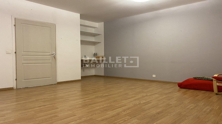 Ma-Cabane - Location Local commercial Tourrettes, 101 m²