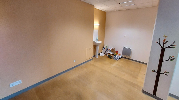 Ma-Cabane - Location Local commercial TOUSSUS-LE-NOBLE, 23 m²