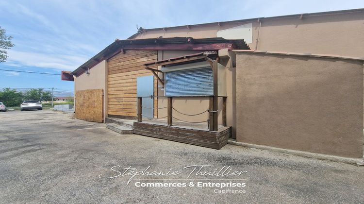 Ma-Cabane - Location Local commercial TRETS, 115 m²